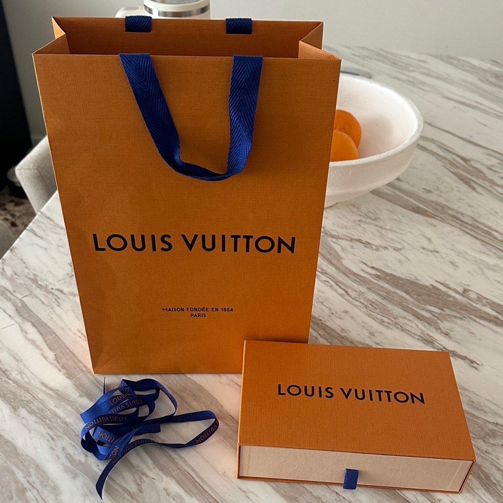 Louis Vuitton Orange and Blue Gift Set